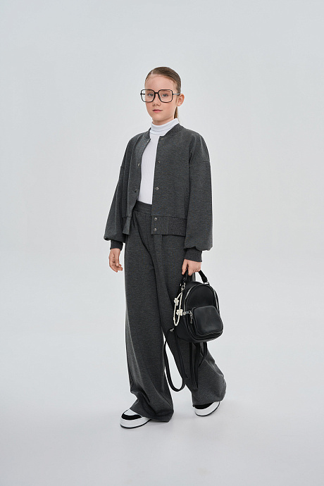 Брюки-палаццо с защипами